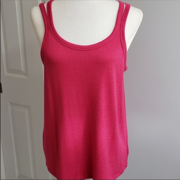 ✨ GAP Tank Top Raspberry Size M - Picture 9 of 10
